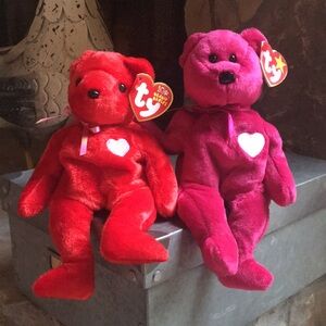 Ty Beanie Babies (pair) (KISS-e and Valentina).